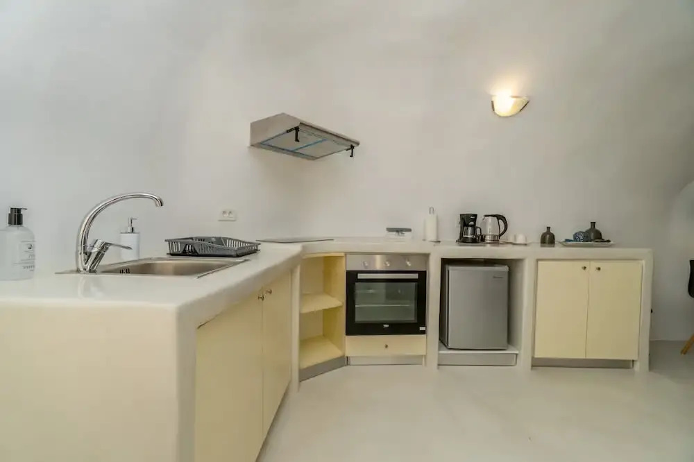 Santorini Fira Oasis
