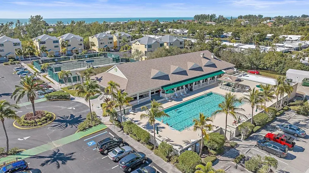 Surf And Turf At Cedars East 2 Bedroom Townhouse by RedAwning