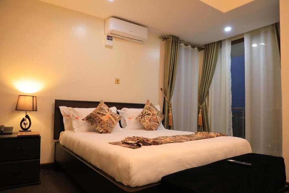 Precious villas hotel