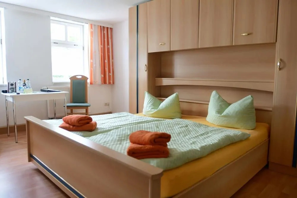 Hotel garni Goldene Henne