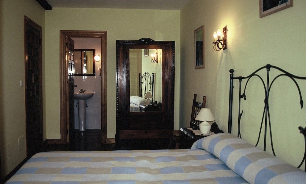 Posada La Escuela De Cicera