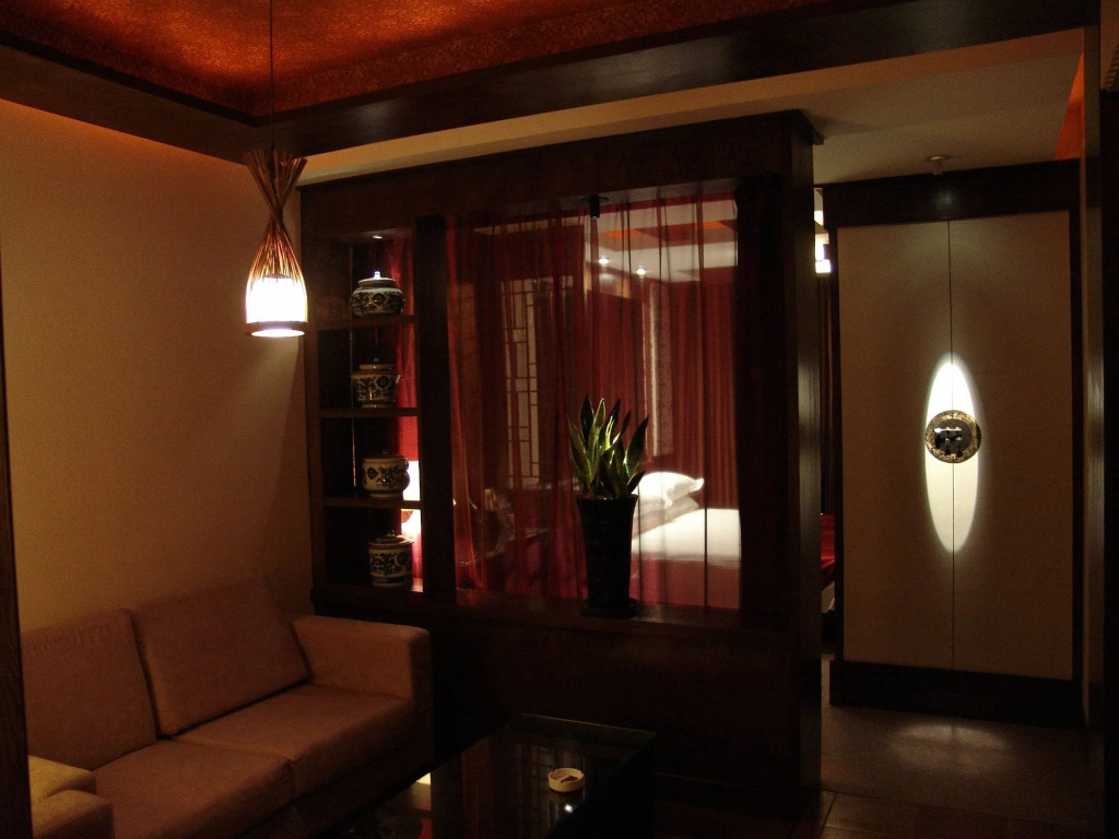 Baolong Homelike Hotel (Youyi Branch)