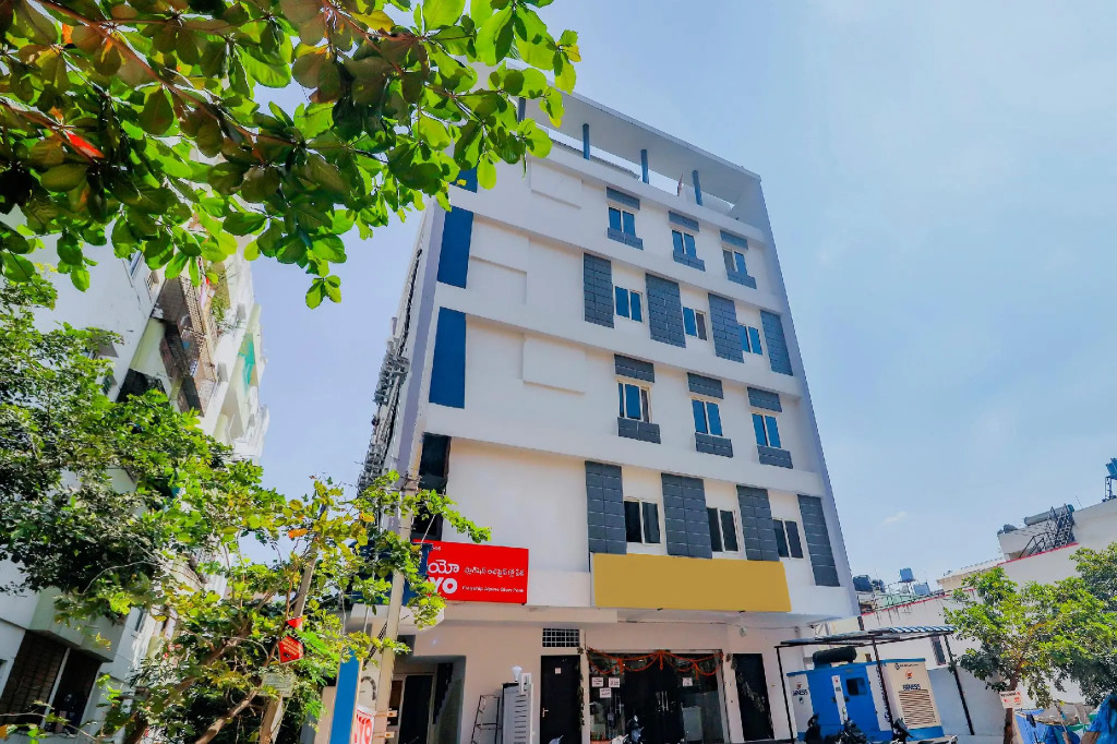 Super Townhouse Alwal Road