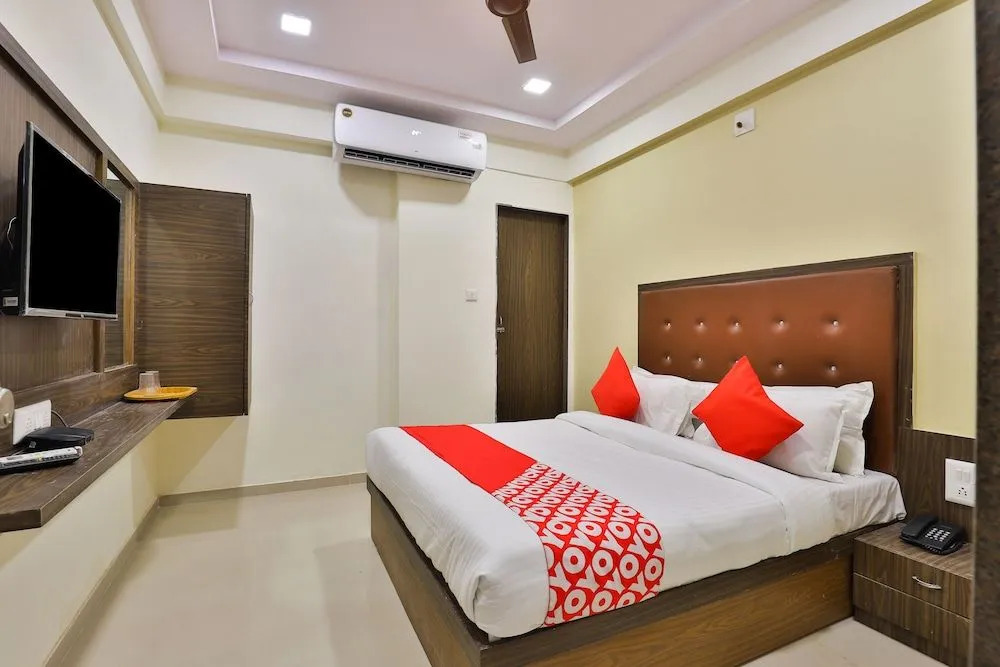 Oyo 23615 Sparsh Inn