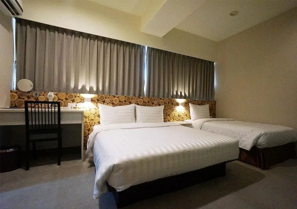 HI YES Hotel