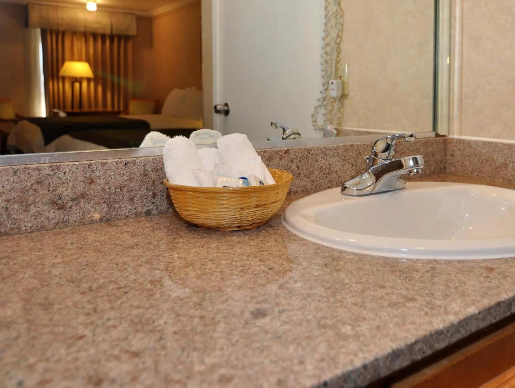 Monterey Park Inn