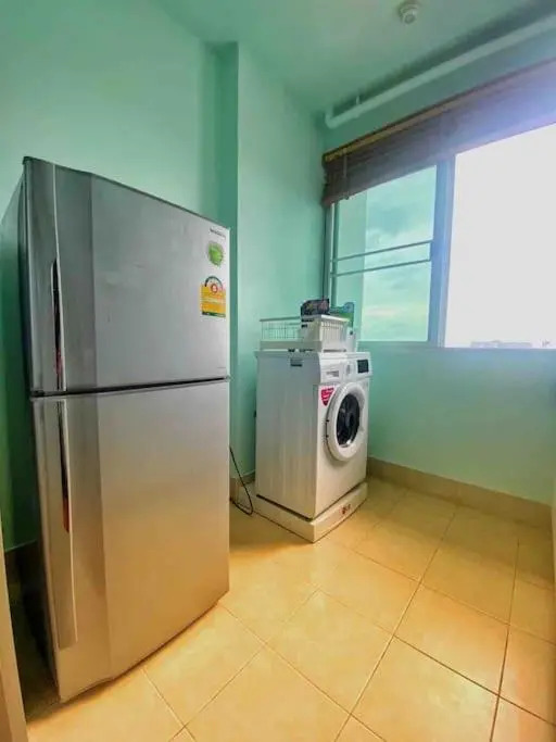Cozy apartment 70m² with huge balcony, center BKK