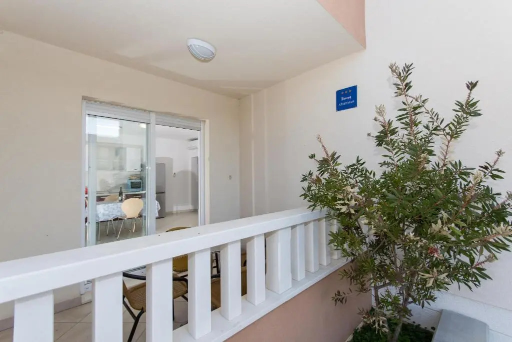 Apartment Lara Iva