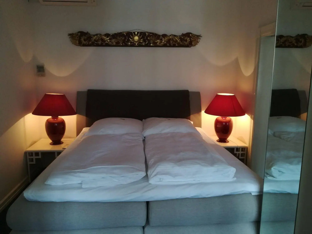 Living am Carlsplatz Apartment