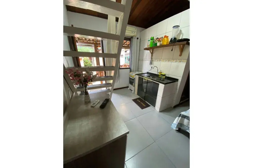 Suíte com cozinha para 4 pessoas