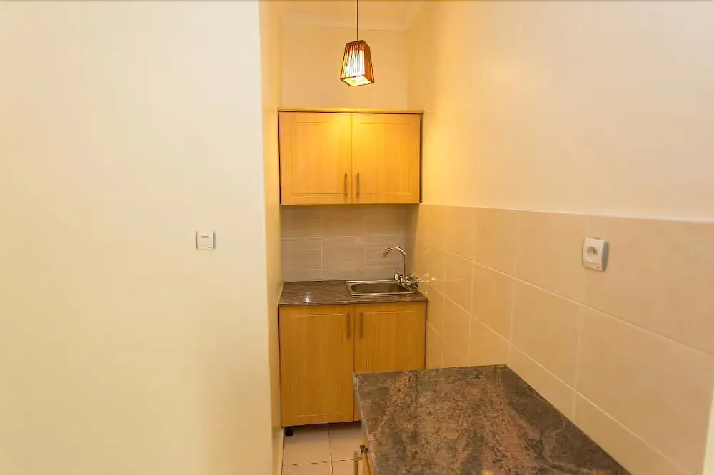 Eden Escape Apartments