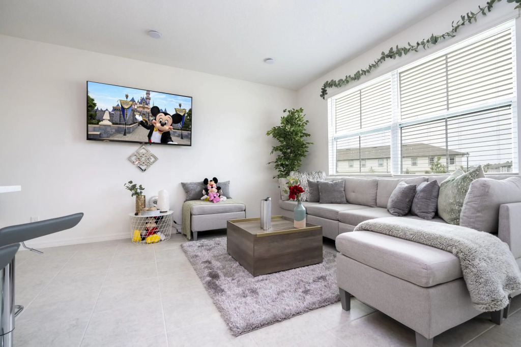 Cozy 3Bd Close to Disney at Enclaves 983
