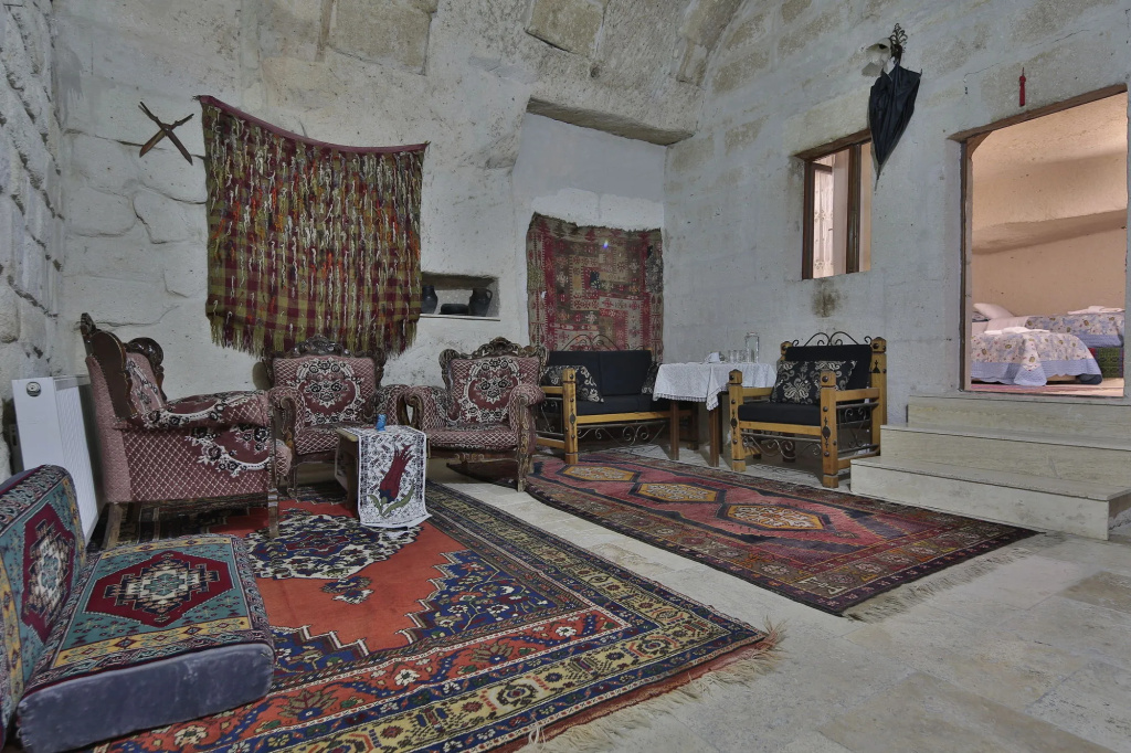 View Cave Hotel