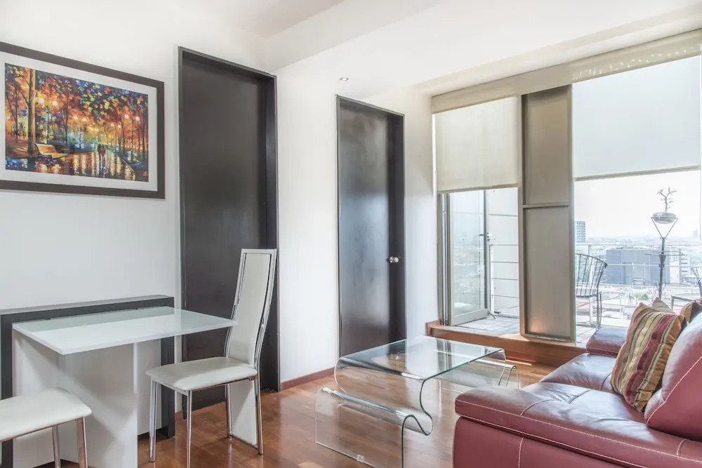 Suite with balcony and pool 1416