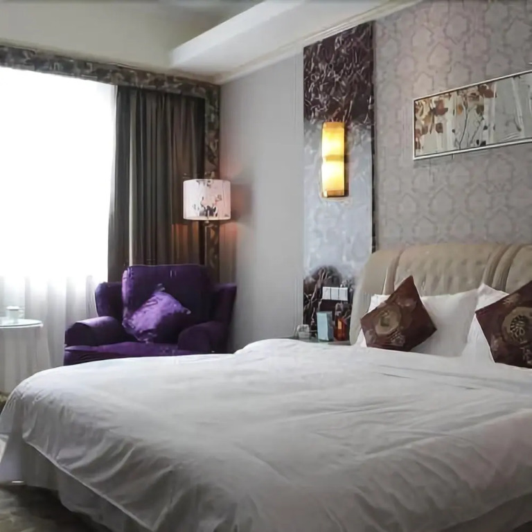 Ludingqiao Hotel