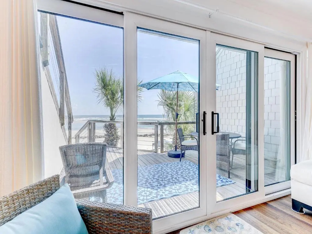 Sea Matanzas 2, 2 Bedrooms, Sleeps 6, Ocean Front, Pool, Wifi