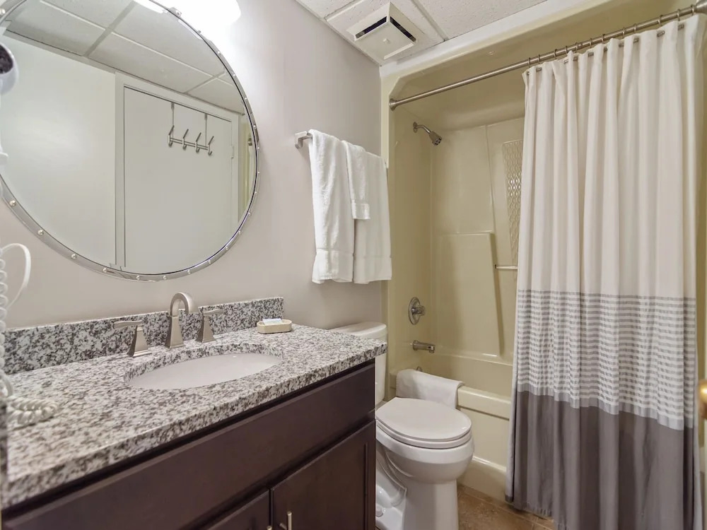 Edgewater Tennis Golf Villa 2601 by Vtrips