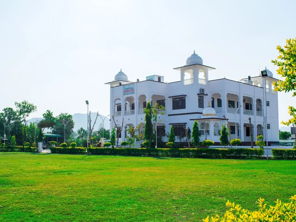 OYO 12687 Home Luxury Heritage Stay Tiger Hills Udaipur