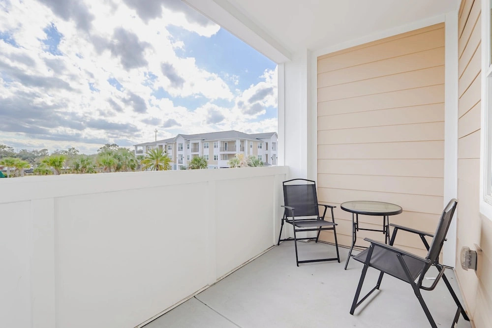 Landing Apartments in Brevard County - Palm Bay