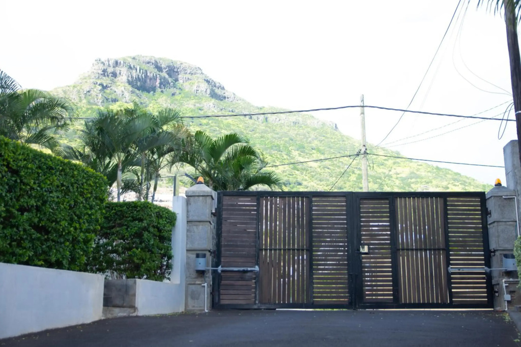 Entire Apartment in Tamarin Riviere Noire