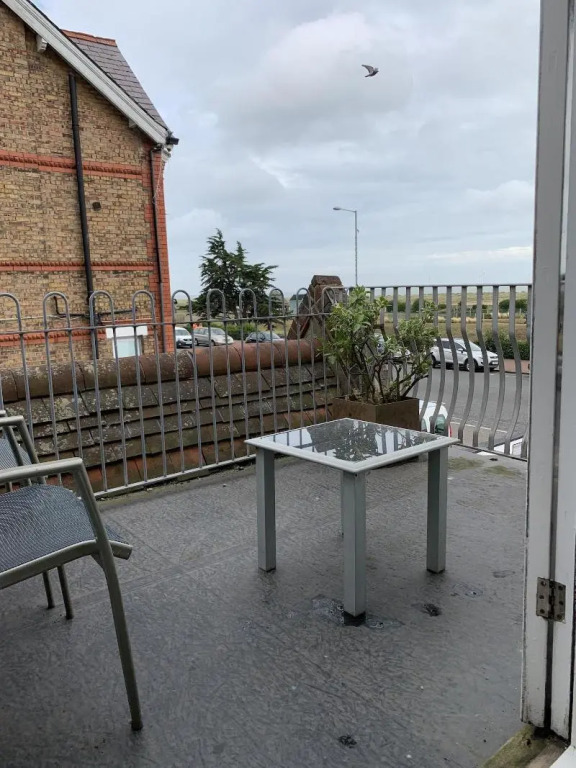 Knights Court Hotel