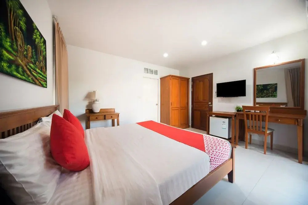 Dee Viking Hotel Patong