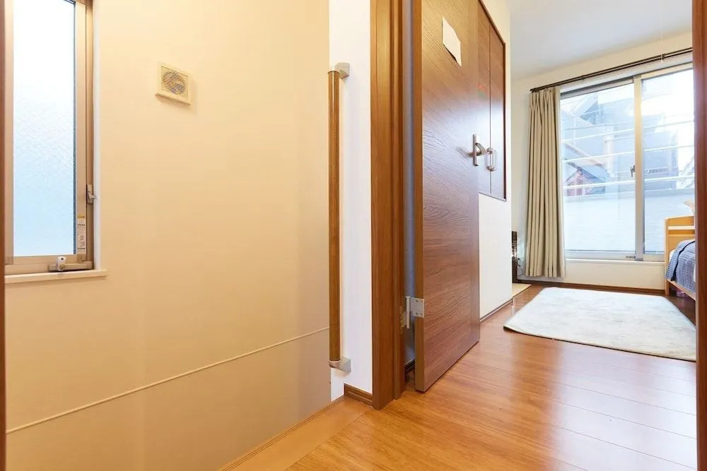 Haneda Luxury House