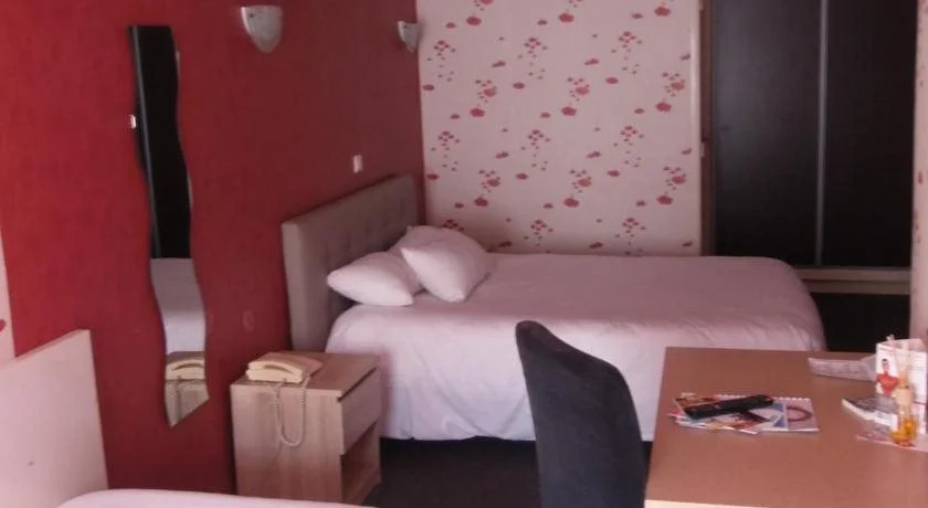 Azur Hotel