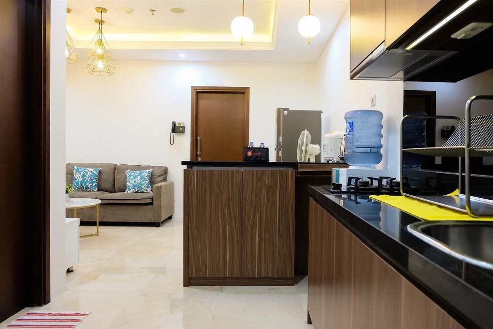 Modern and Homey 1BR L’Avenue Pancoran Apartment