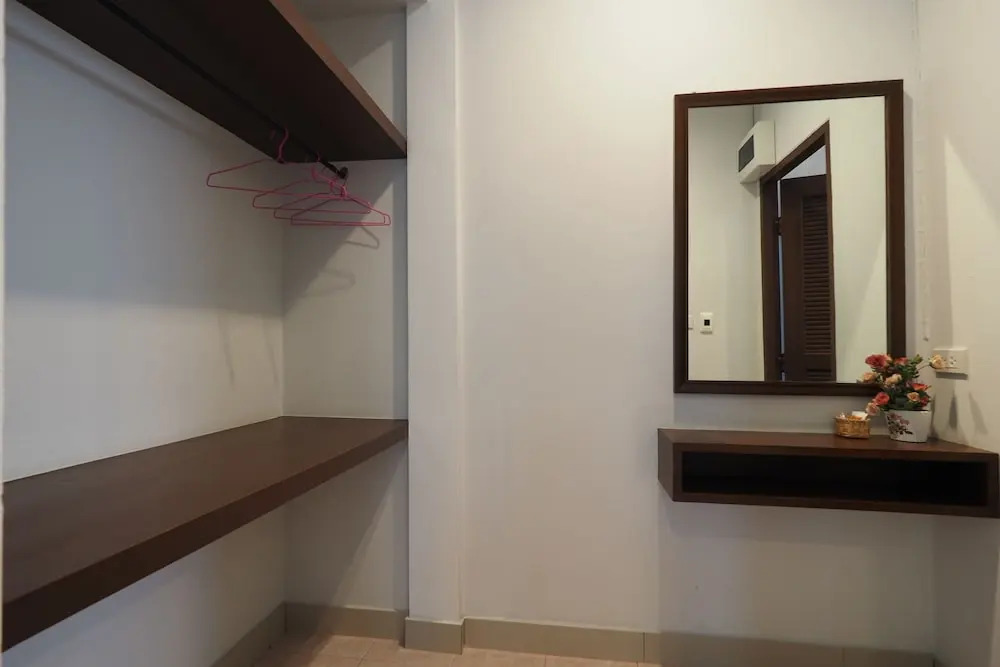 OYO 733 T Resort