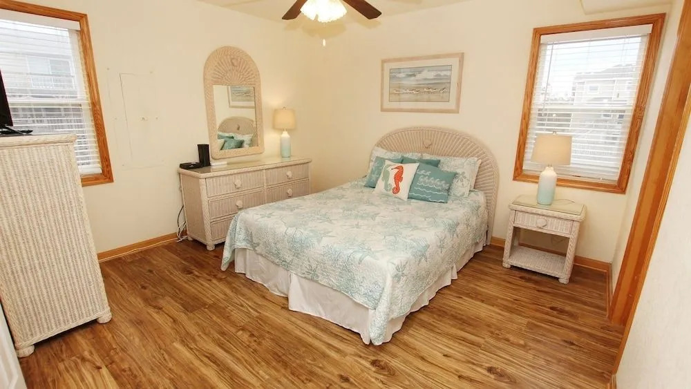 Whispering Palm - 4 Br Home