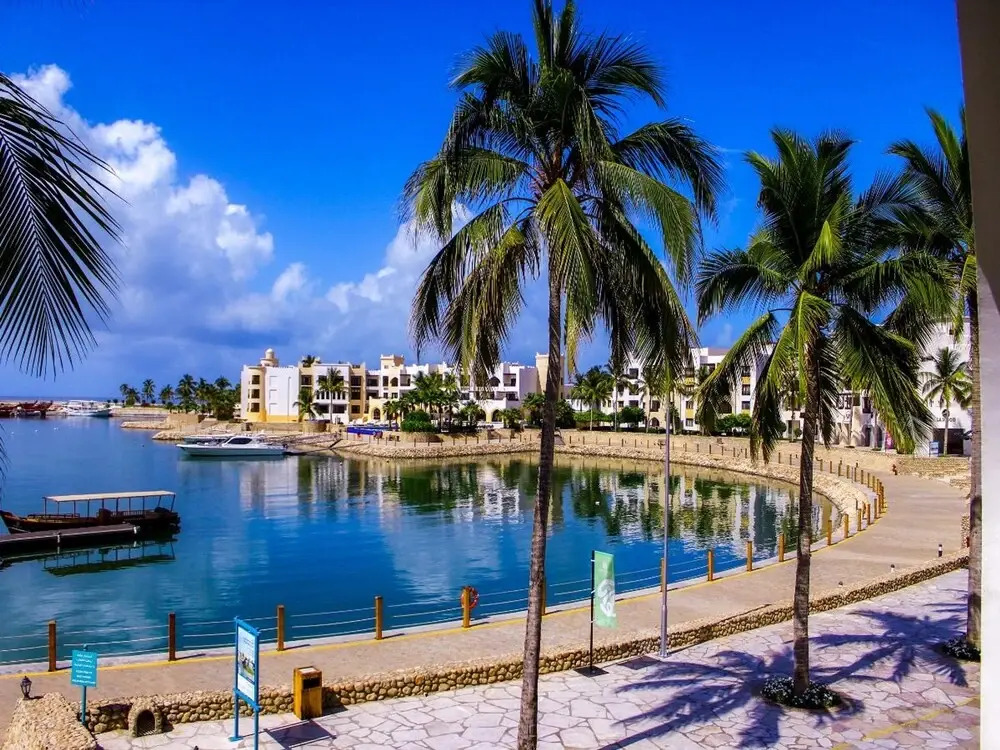 Coastal Living With Marina Views