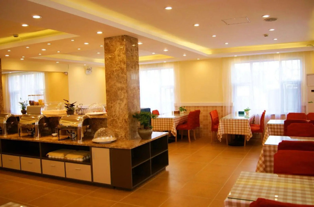 Home Inn Hotel