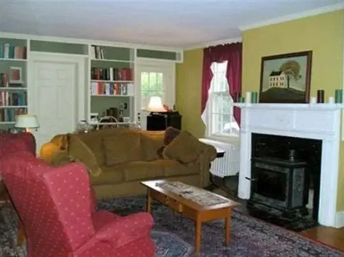 1805 Phinney House