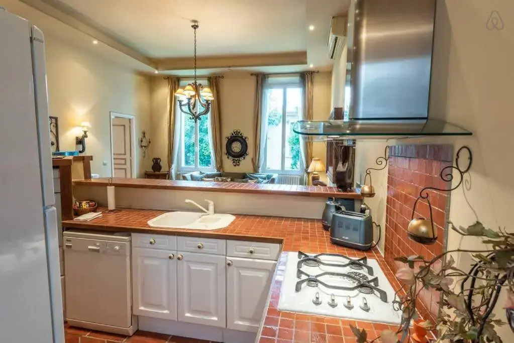 Gorgeous spacious flat for 4p, 5mins to beach
