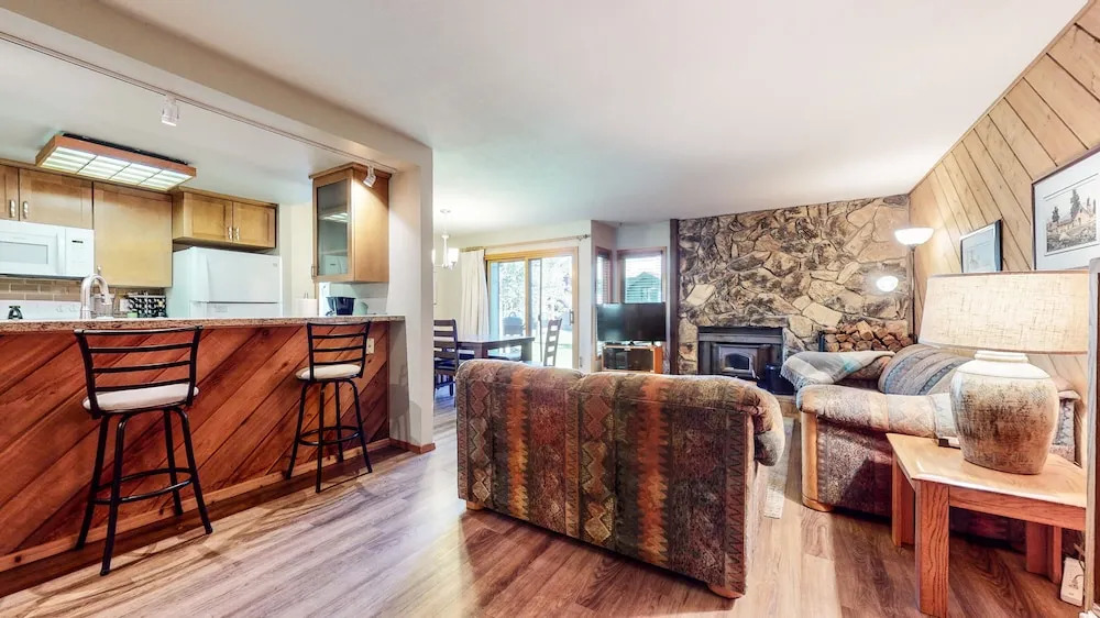 Snowcreek Retreat