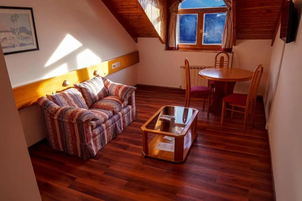 Hotel Amancay