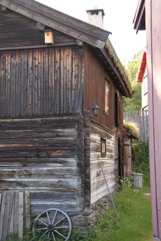 Ålbyggården
