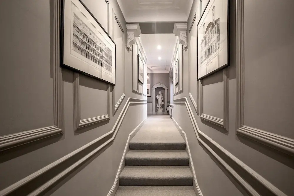Luxury Apartment at Cadogan Square I