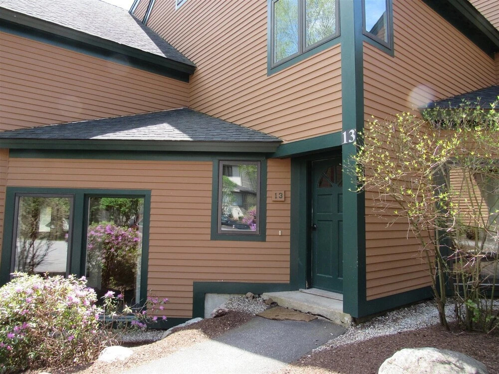 Spacious Waterville Valley Condo Close to Town Square! - Ms13av