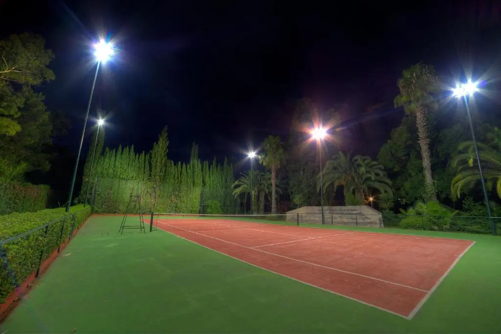 Villa piscina, calcio, tennis, beach-volley m990