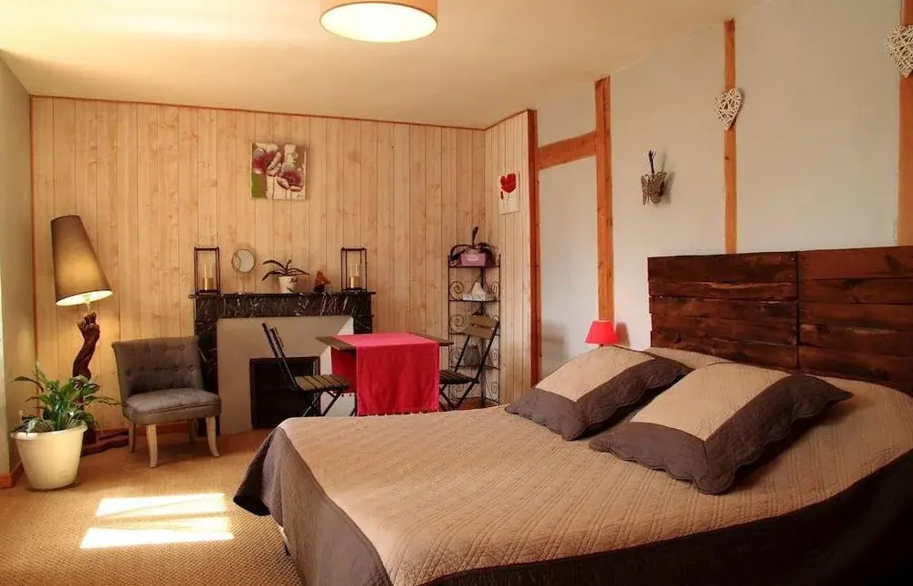 La Pierre Trouée Chambre dHôtes