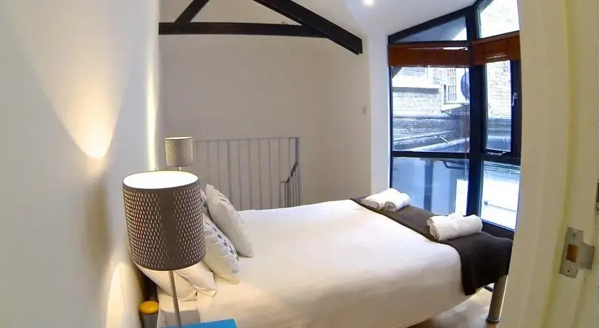 London City Court Yard Cottage