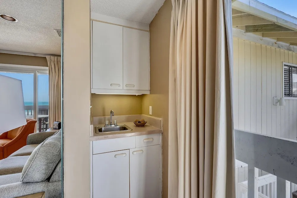 Sandpiper Cove 2133 1 Bedroom Condo by RedAwning