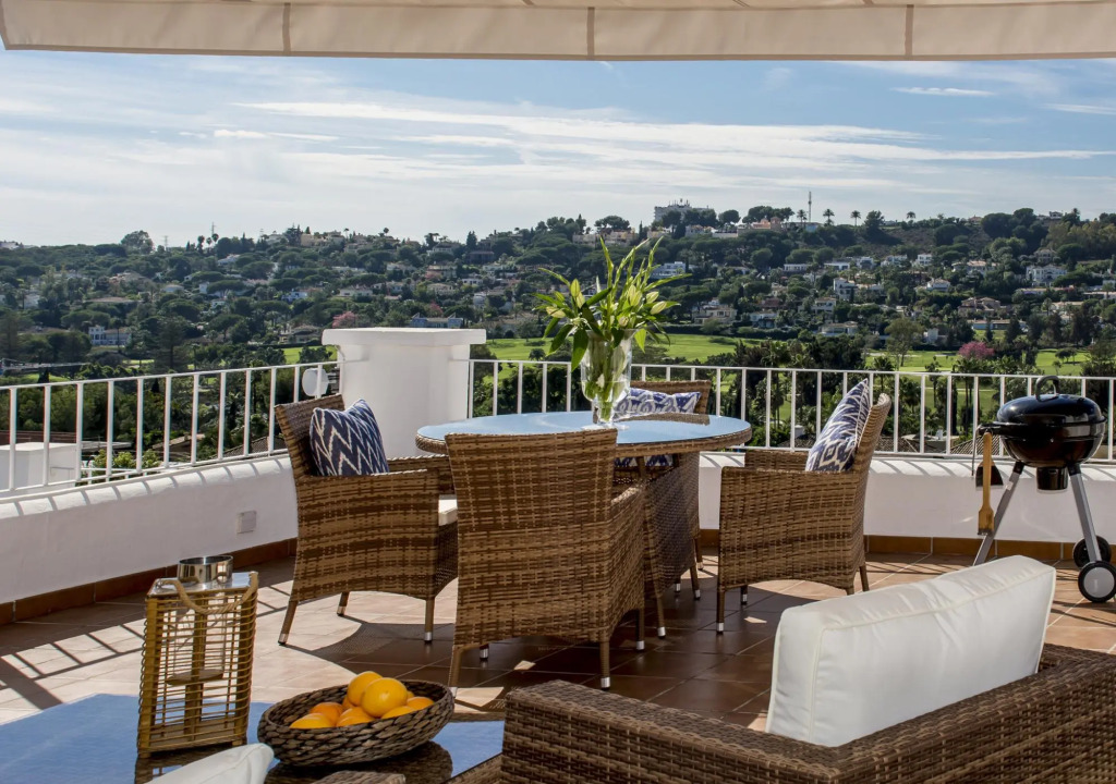 AP116 - Casa Aloha I by Roomservices