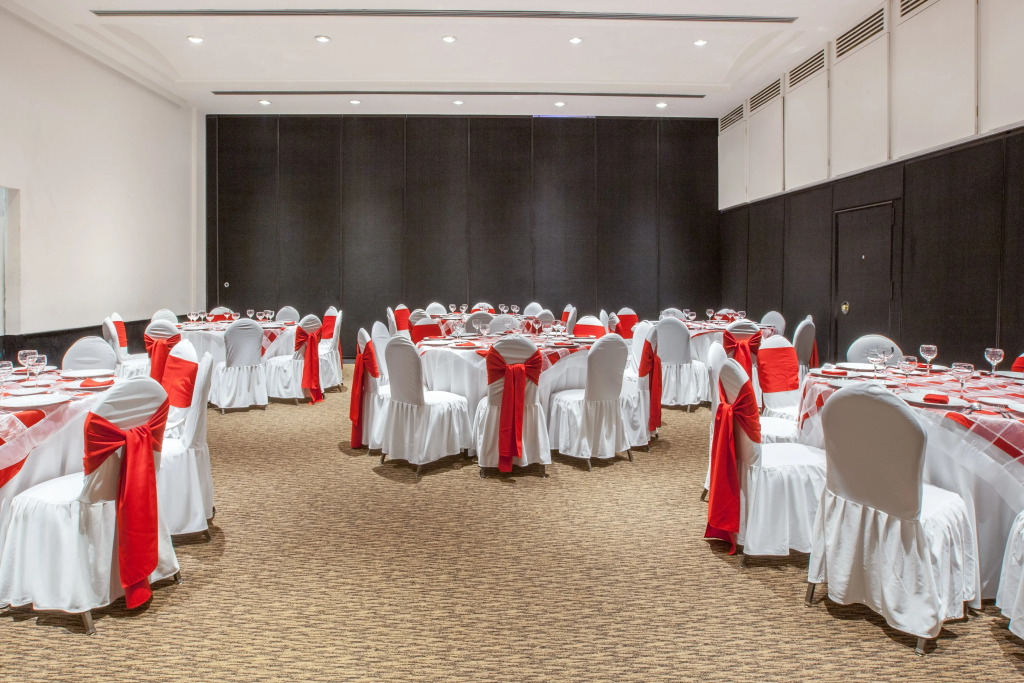 Crowne Plaza Toluca - Lancaster by IHG