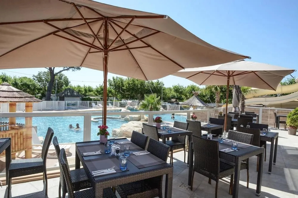 Camping La Pinède