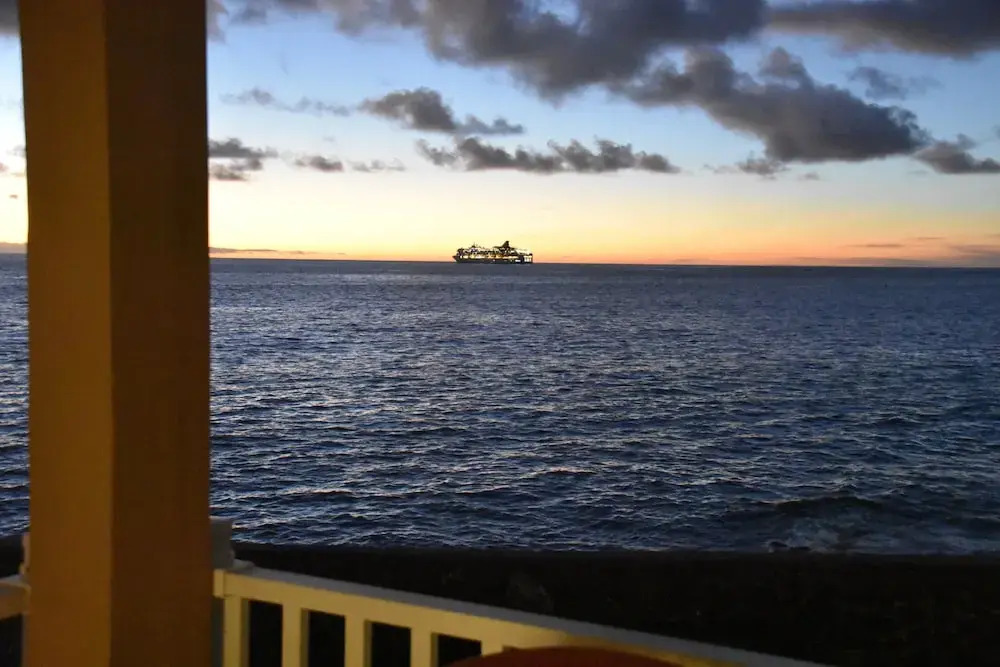 True Oceanfront - Panoramic Sunset View! - No Stairs - Vrkcv
