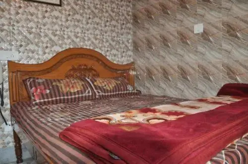 Pari Guest House