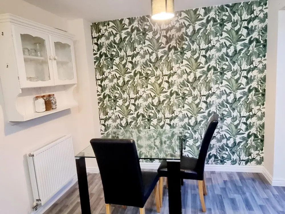 Stunning 3 bed Home at the Heart of Wolverhampton